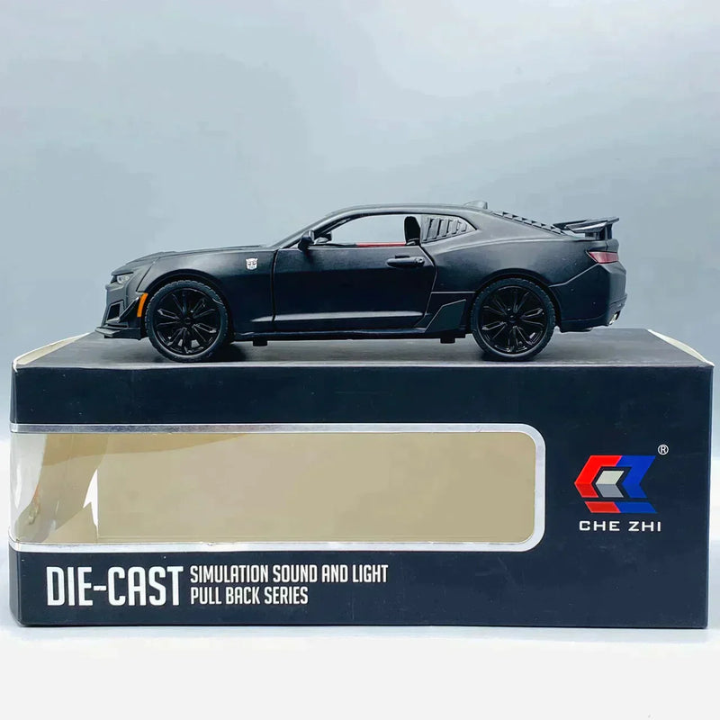 Load image into Gallery viewer, Diecast Chevrolet Camaro With Light Scale 1:24 - TZP1
